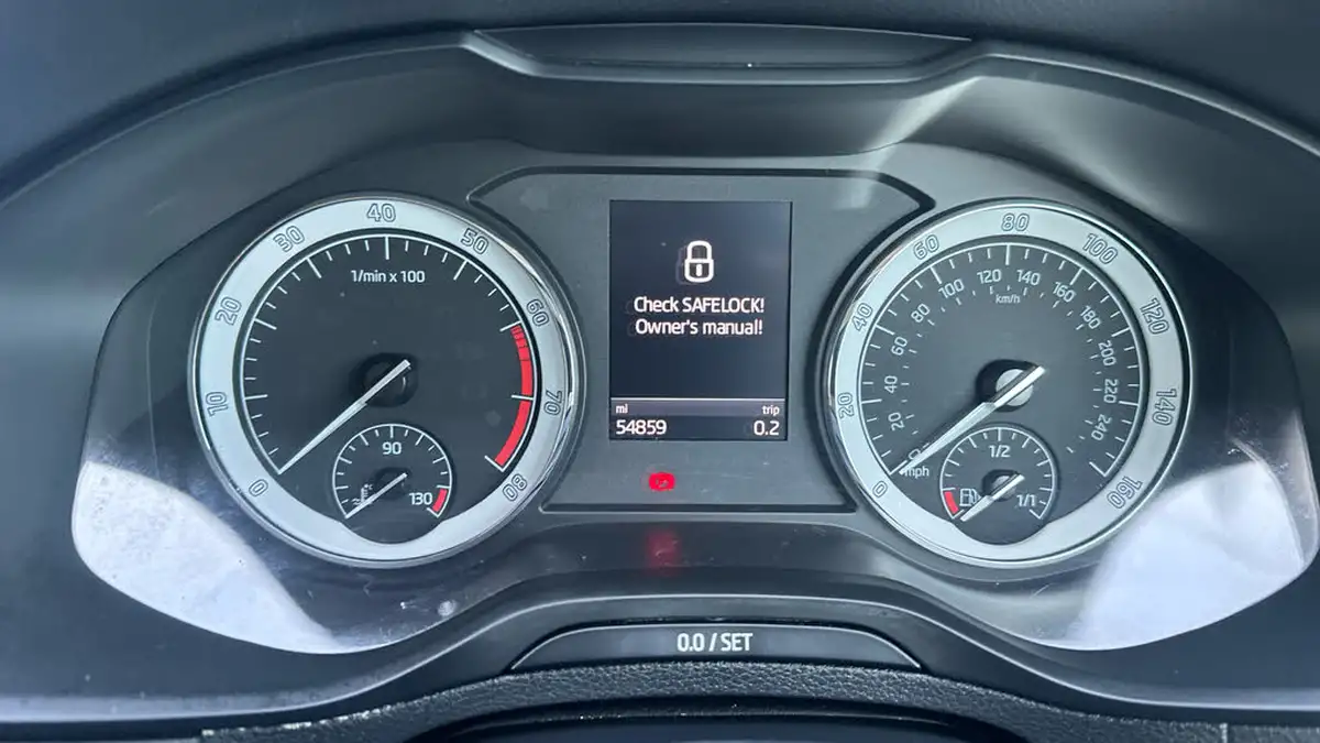 2018-skoda-karoq-15-tsi-se-l-ss-big-12