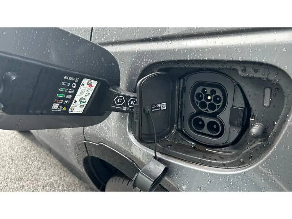 2024-land-rover-discovery-sport-15-p300e-dynamic-se-big-10