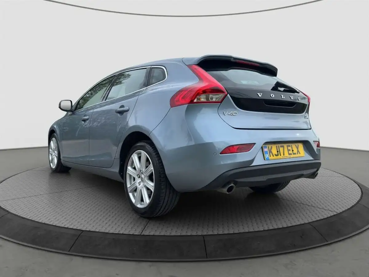 2017-volvo-v40-20td-d4-inscription-big-6