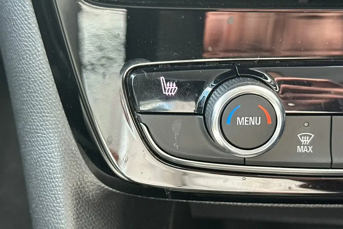 2021-vauxhall-mokka-12-elite-nav-premium-130ps-auto-big-25