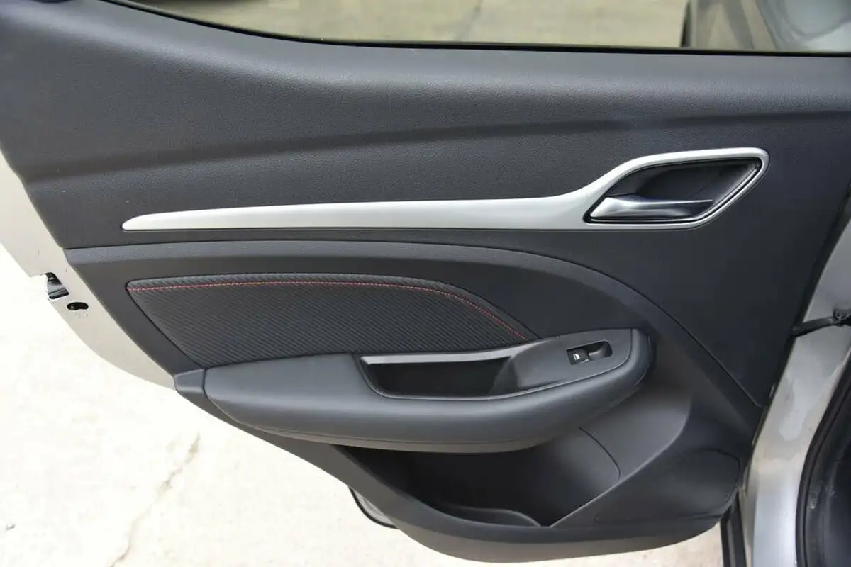 2022-mg-zs-suv-15-vti-tech-exclusive-big-43