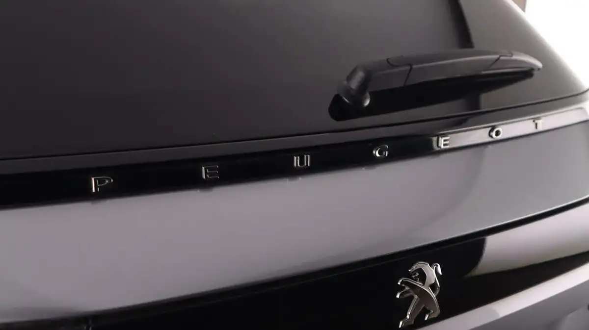 2021-peugeot-508-12-puretech-gt-big-21