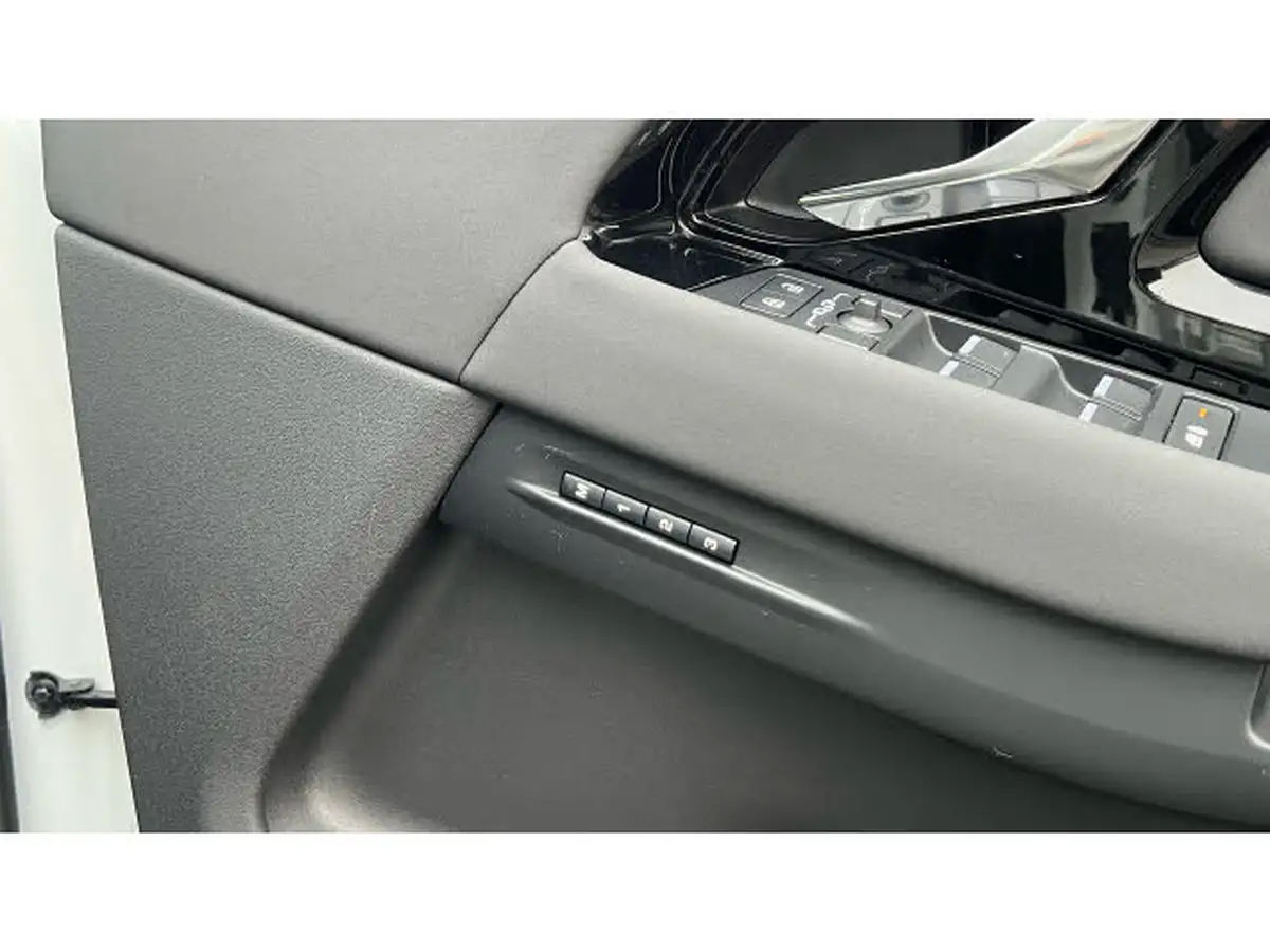 2023-land-rover-range-rover-evoque-20-d200-s-big-35
