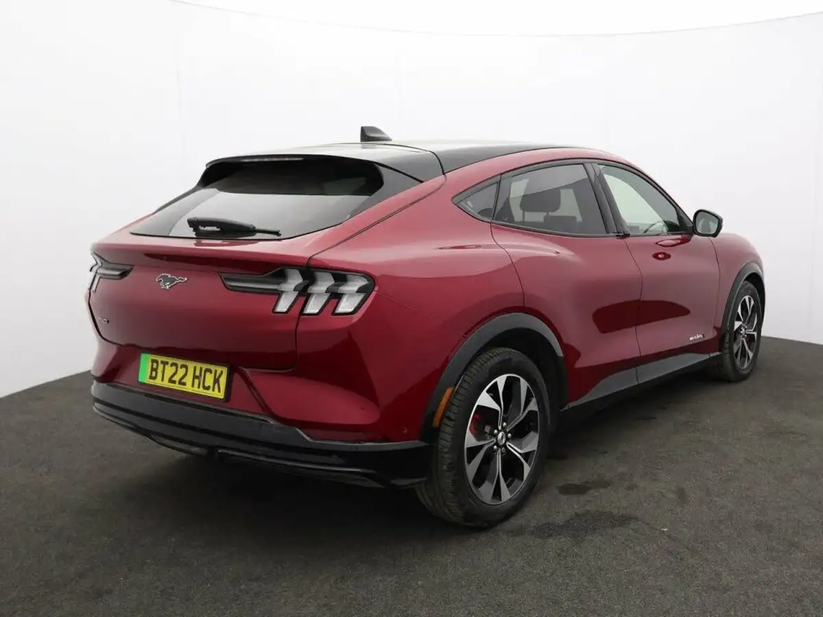 2022-ford-mustang-mach-e-e-extended-range-351ps-awd-big-6