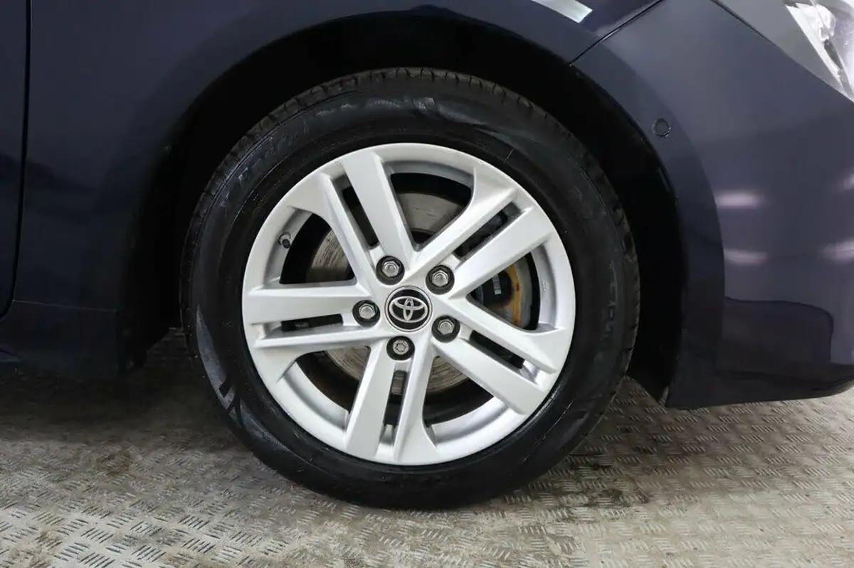 2021-toyota-corolla-20-vvt-i-icon-tech-touring-sports-big-23