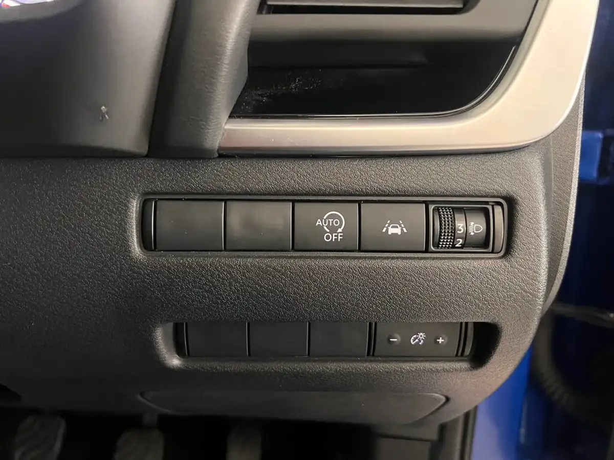 2022-nissan-qashqai-13-dig-t-n-connecta-140ps-big-32