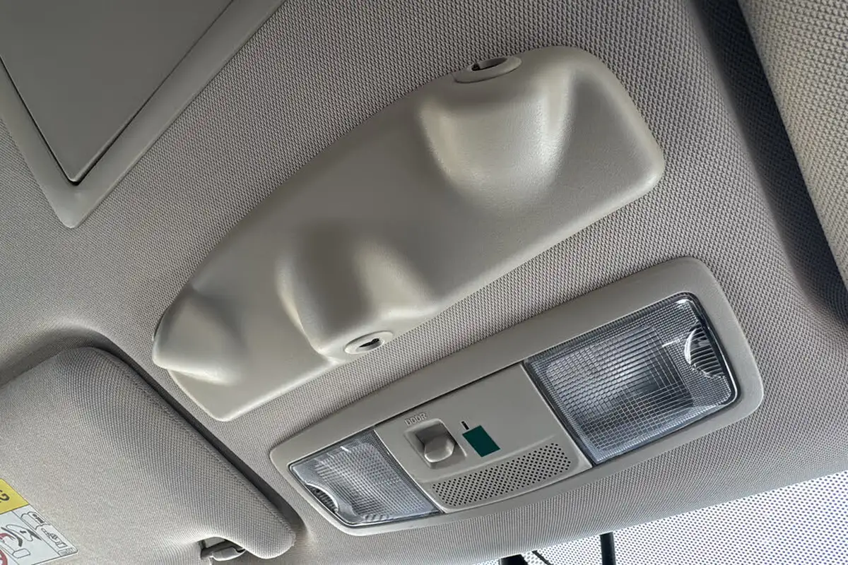 2018-mitsubishi-outlander-20-4h-phev-big-41
