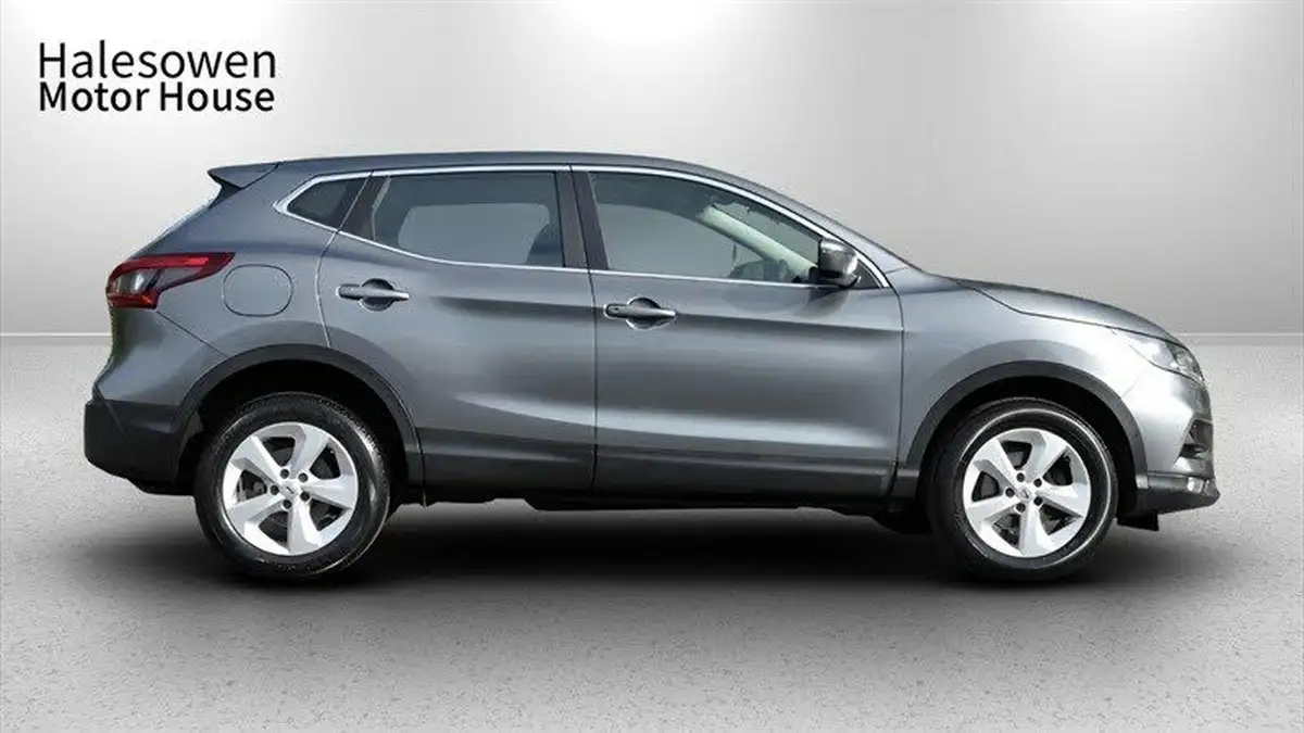 2019-nissan-qashqai-15dci-acenta-premium-heat-pack-big-2