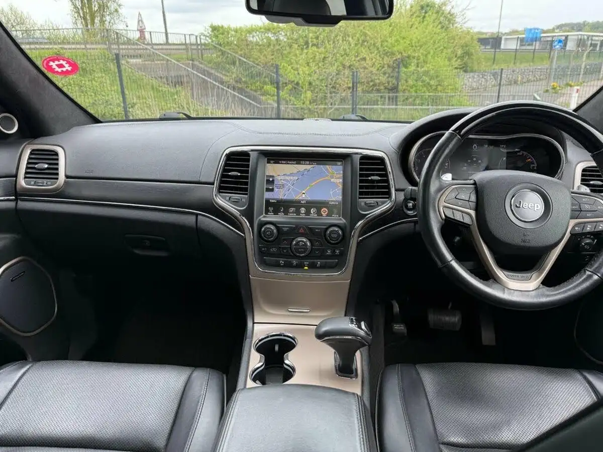 2015-jeep-grand-cherokee-30crd-summit-big-11