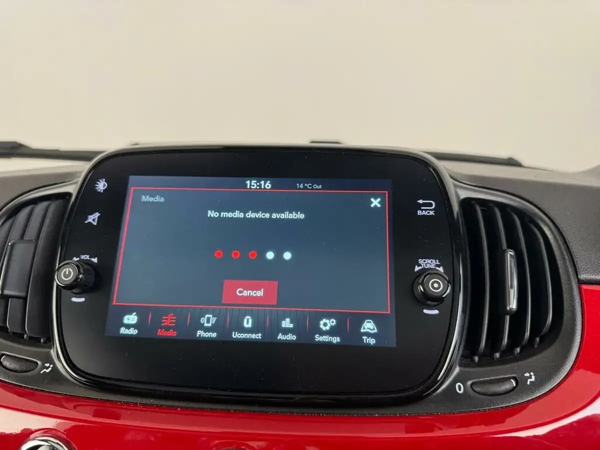 2022-fiat-500-10-dolcevita-big-34