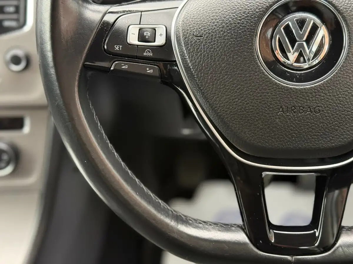 2014-volkswagen-golf-16tdi-se-ss-hatchback-5d-big-14