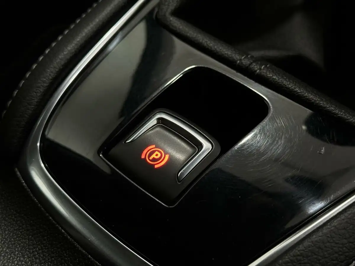 2019-vauxhall-grandland-x-12-sport-nav-big-18