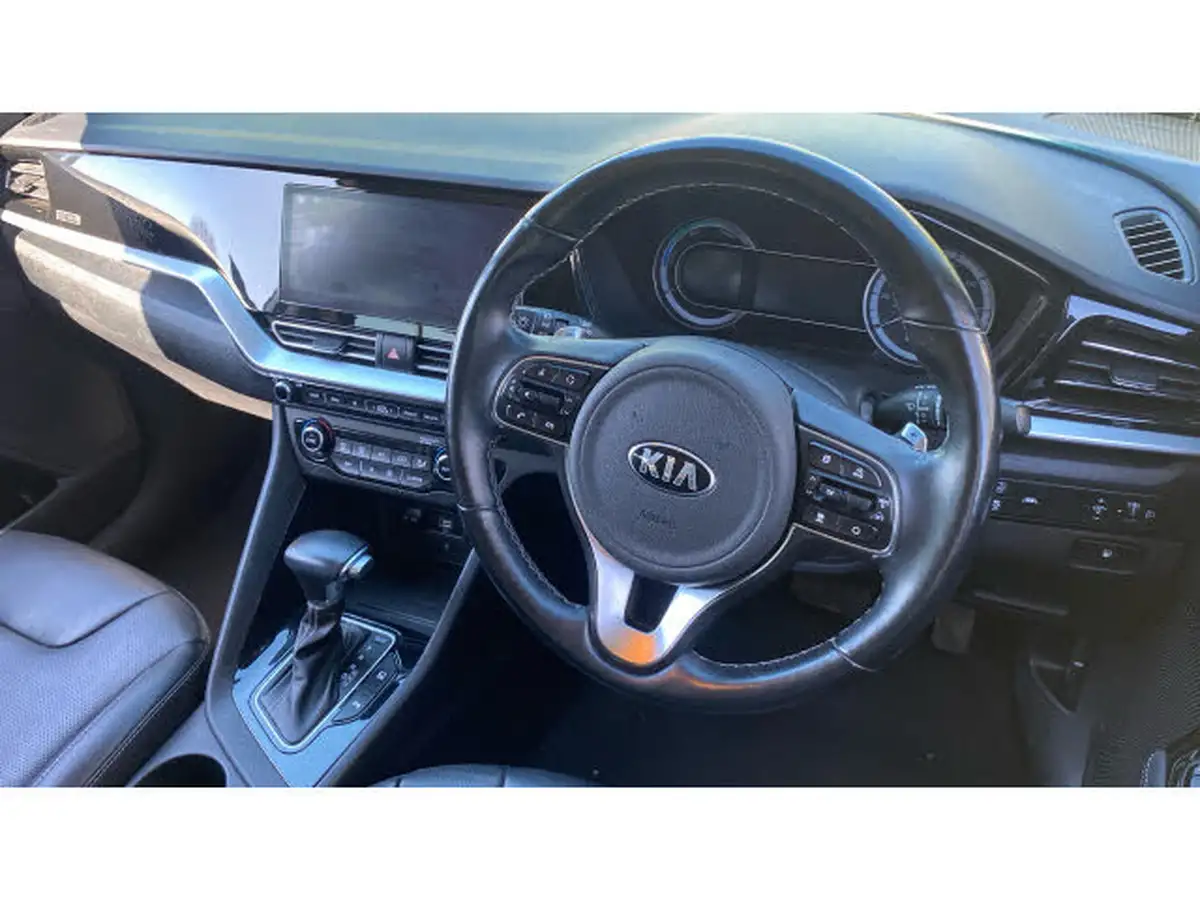 2019-kia-niro-16-gdi-3-156kwh-big-10