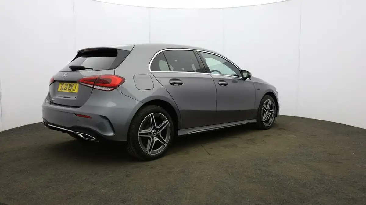 2021-mercedes-benz-a-class-13-a250e-amg-line-hatchback-5d-big-50