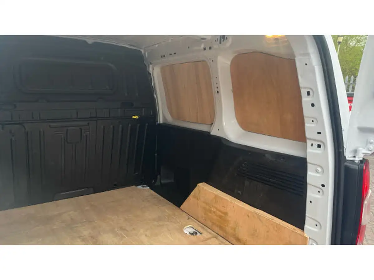 2024-citroen-berlingo-15-bluehdi-1000-enterprise-edition-100pseu6d-big-32