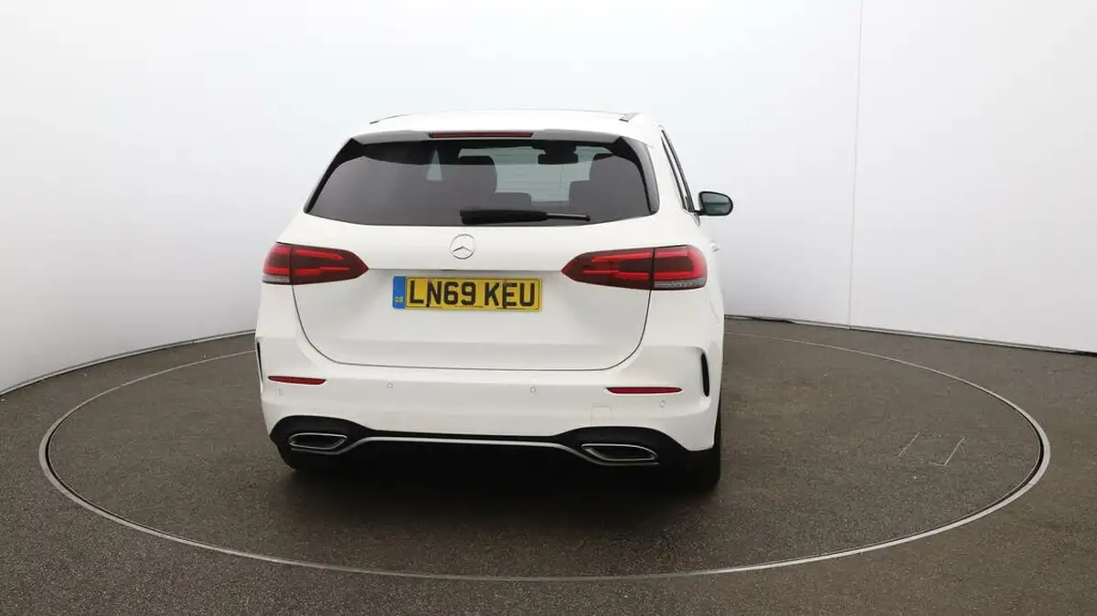 2019-mercedes-benz-b-class-13-b200-amg-line-premium-plus-7g-dct-big-49
