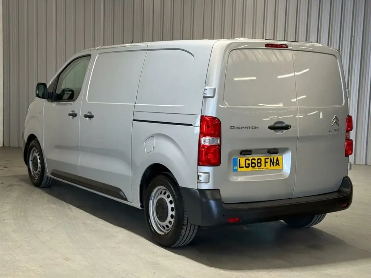 2018-citroen-dispatch-16bluehdi-x-m-1000-115pseu6-ss-big-1