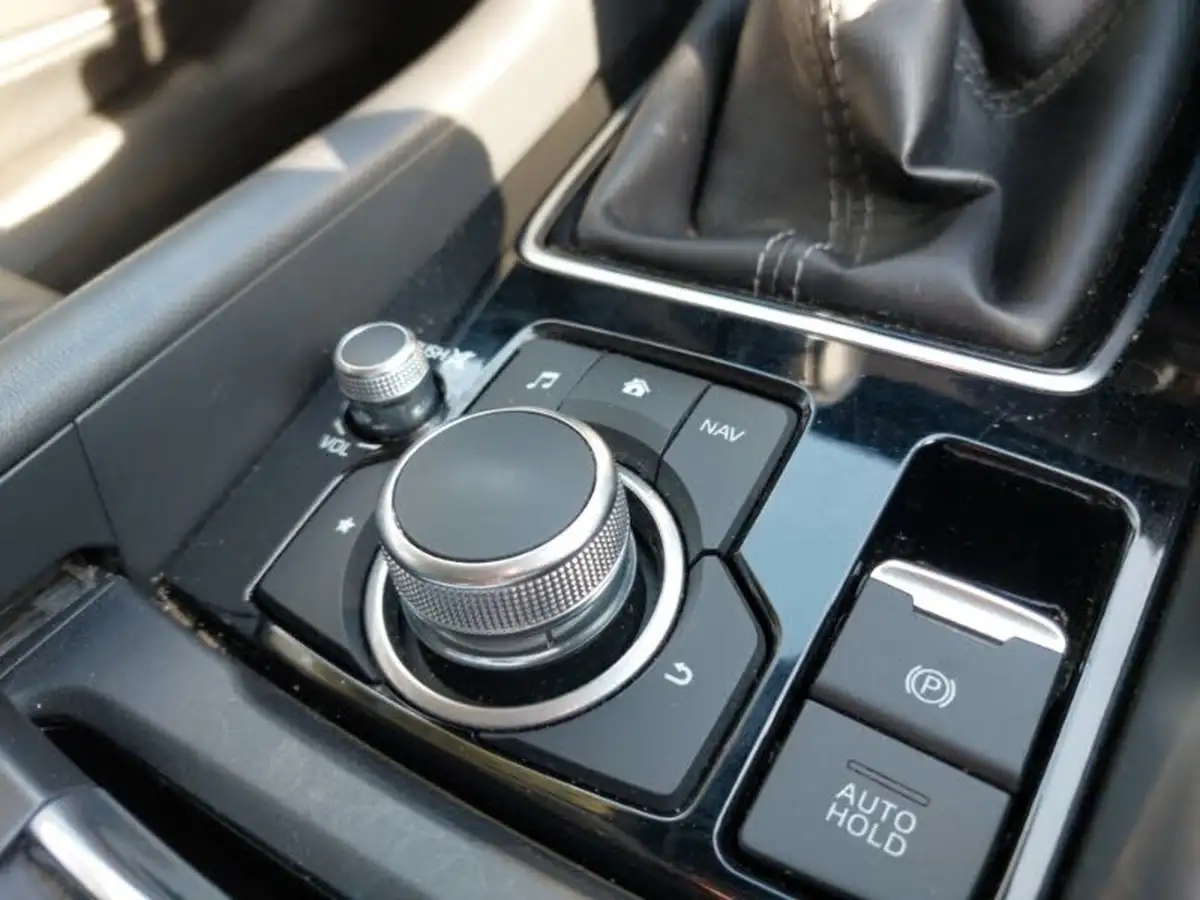 2020-mazda-mazda6-20-skyactiv-g-sport-nav-tourer-5d-big-12