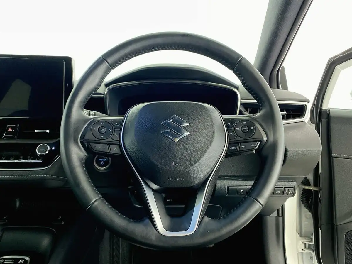 2023-suzuki-swace-18-motion-big-17