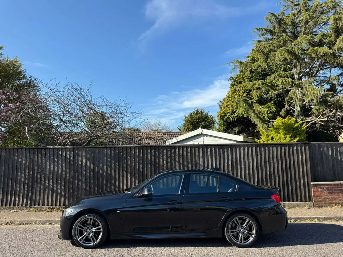 2015-bmw-3-series-30td-330d-m-sport-blueperformance-saloon-4d-big-4