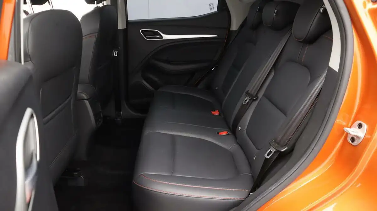 2022-mg-zs-suv-10t-gdi-exclusive-auto-big-15