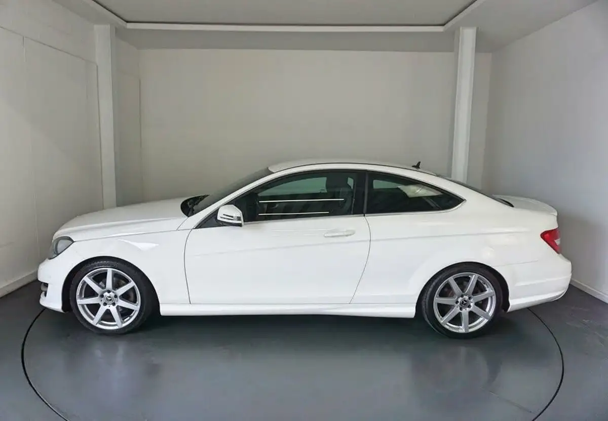 2014-mercedes-benz-c-class-21cdi-c220-cdi-amg-sport-edition-170ps-cdi-coupe-2d-7g-tronic-plus-big-4