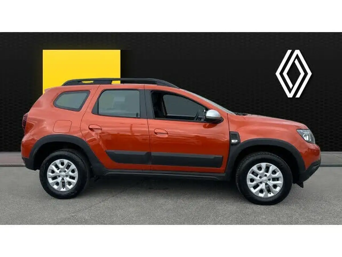 2022-dacia-duster-15dci-comfort-115hpeu6d-4x2-window-van-big-4