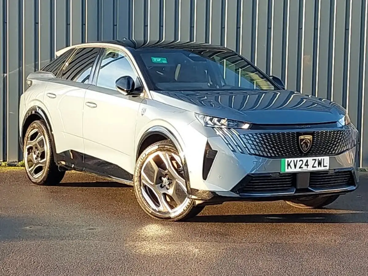 2024-peugeot-3008-suv-e-gt-big-0