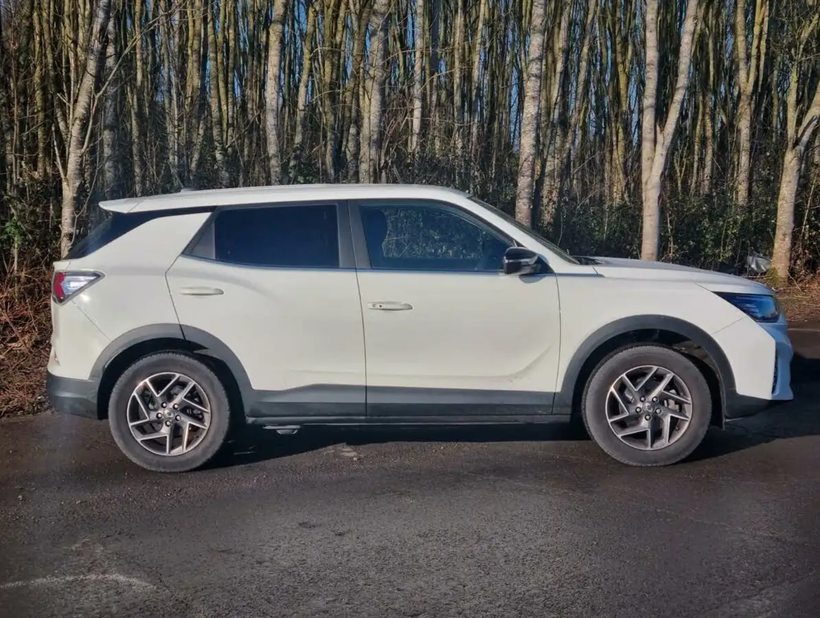 2023-kgm-ssangyong-korando-e-motion-e-ultimate-207ps-big-6