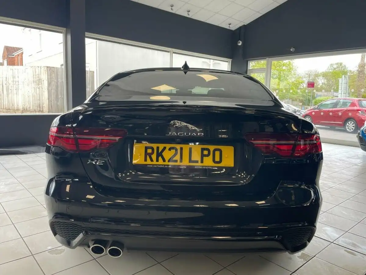 2021-jaguar-xe-20-d200-r-dynamic-hse-big-13