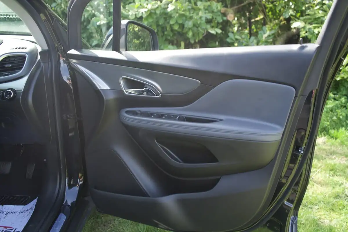 2016-vauxhall-mokka-14i-16v-turbo-se-auto-big-21