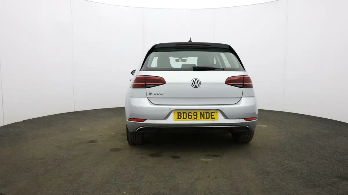 2019-volkswagen-golf-e-e-golf-big-5