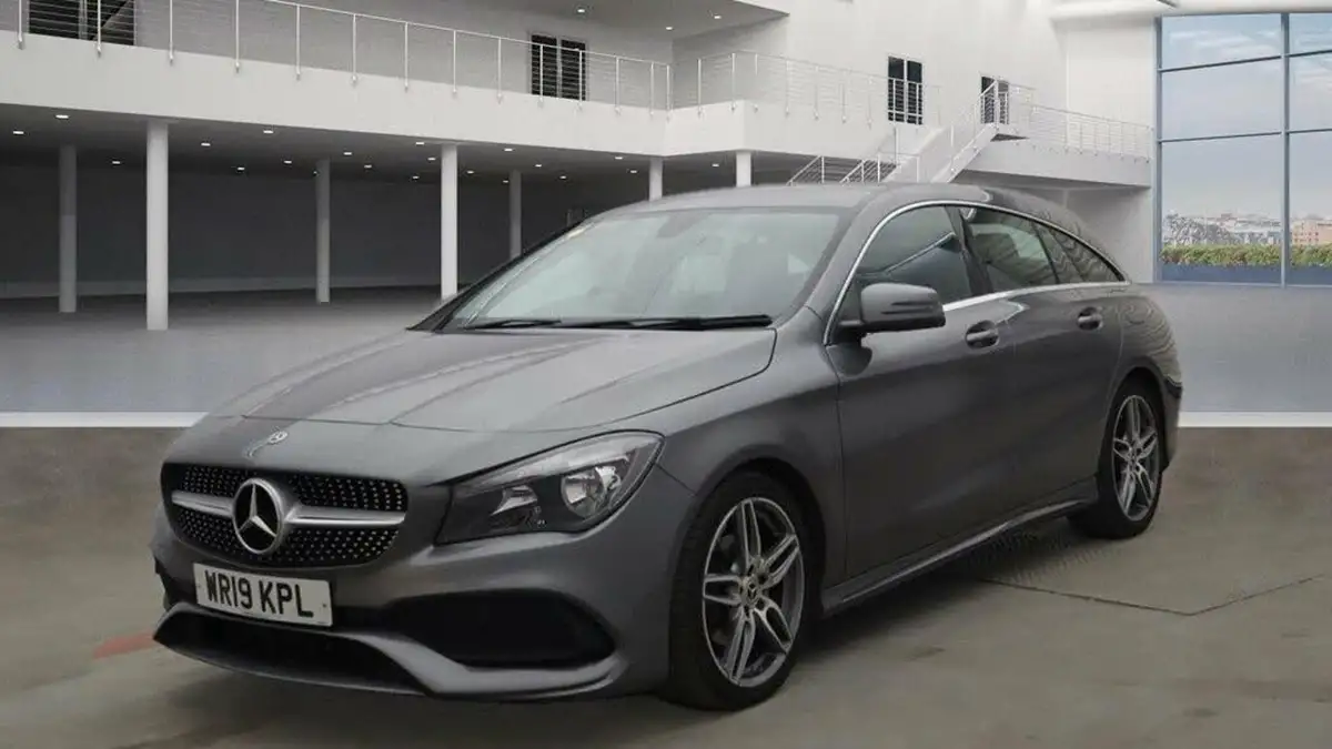 2019-mercedes-benz-cla-16-cla-200-amg-line-edition-shooting-brake-5d-big-4