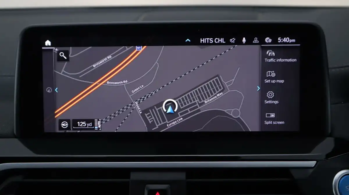 2021-bmw-ix3-e-premier-edition-big-11