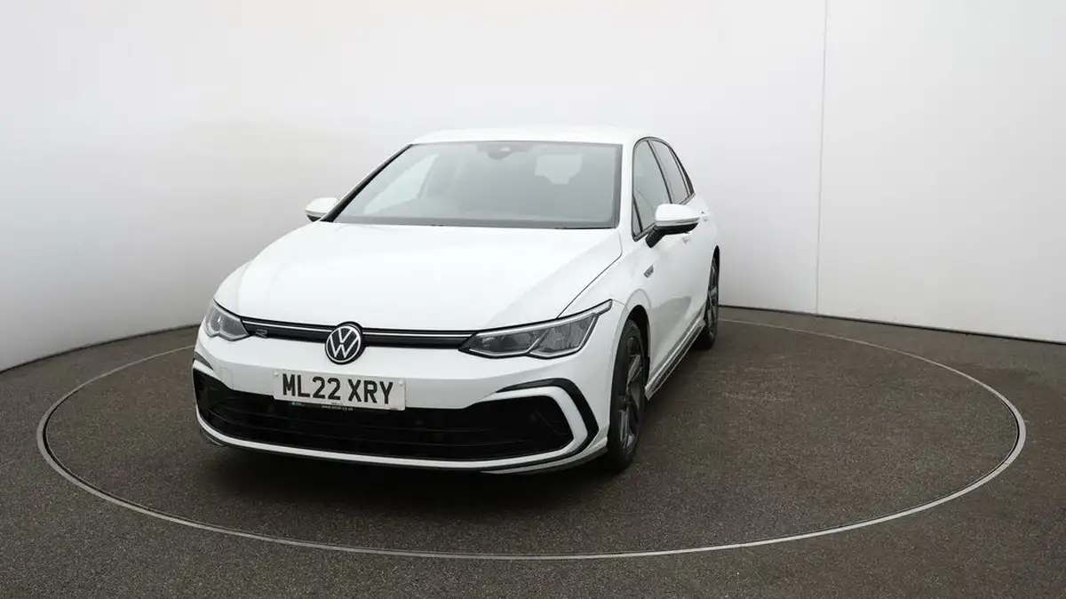 2022-volkswagen-golf-15-tsi-r-line-150ps-hatchback-big-31