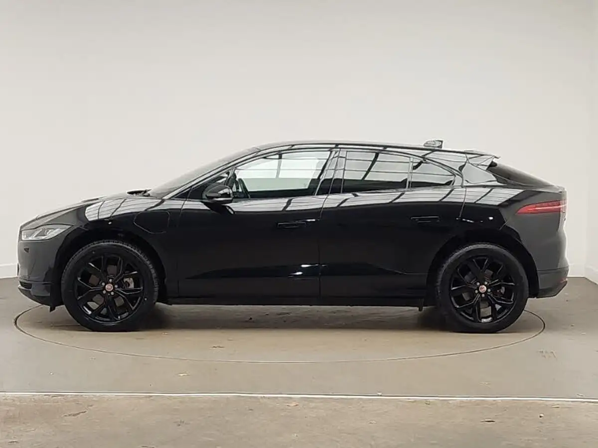 2021-jaguar-i-pace-ev400-black-big-3