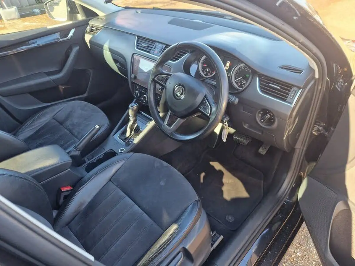2017-skoda-octavia-14-tsi-se-l-hatchback-dsg-big-11