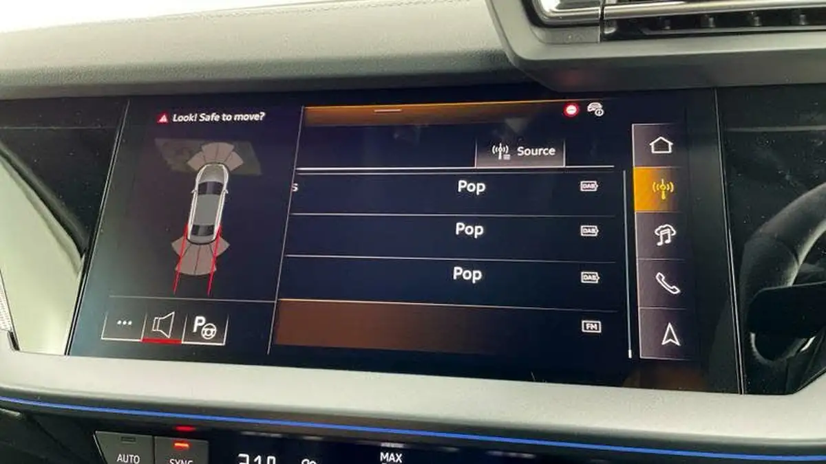 2024-audi-a3-15-35-tfsi-s-line-saloon-4d-big-16