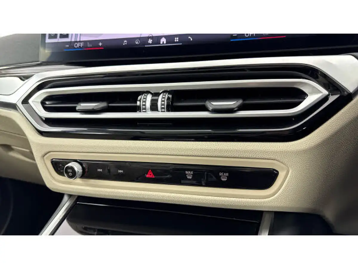 2024-bmw-i4-e-edrive35-sport-big-35