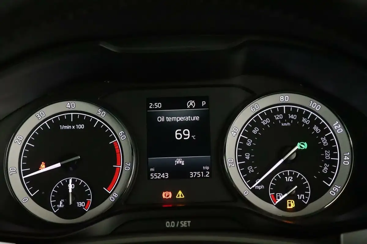 2022-skoda-kodiaq-15-tsi-se-5-dsg-big-22