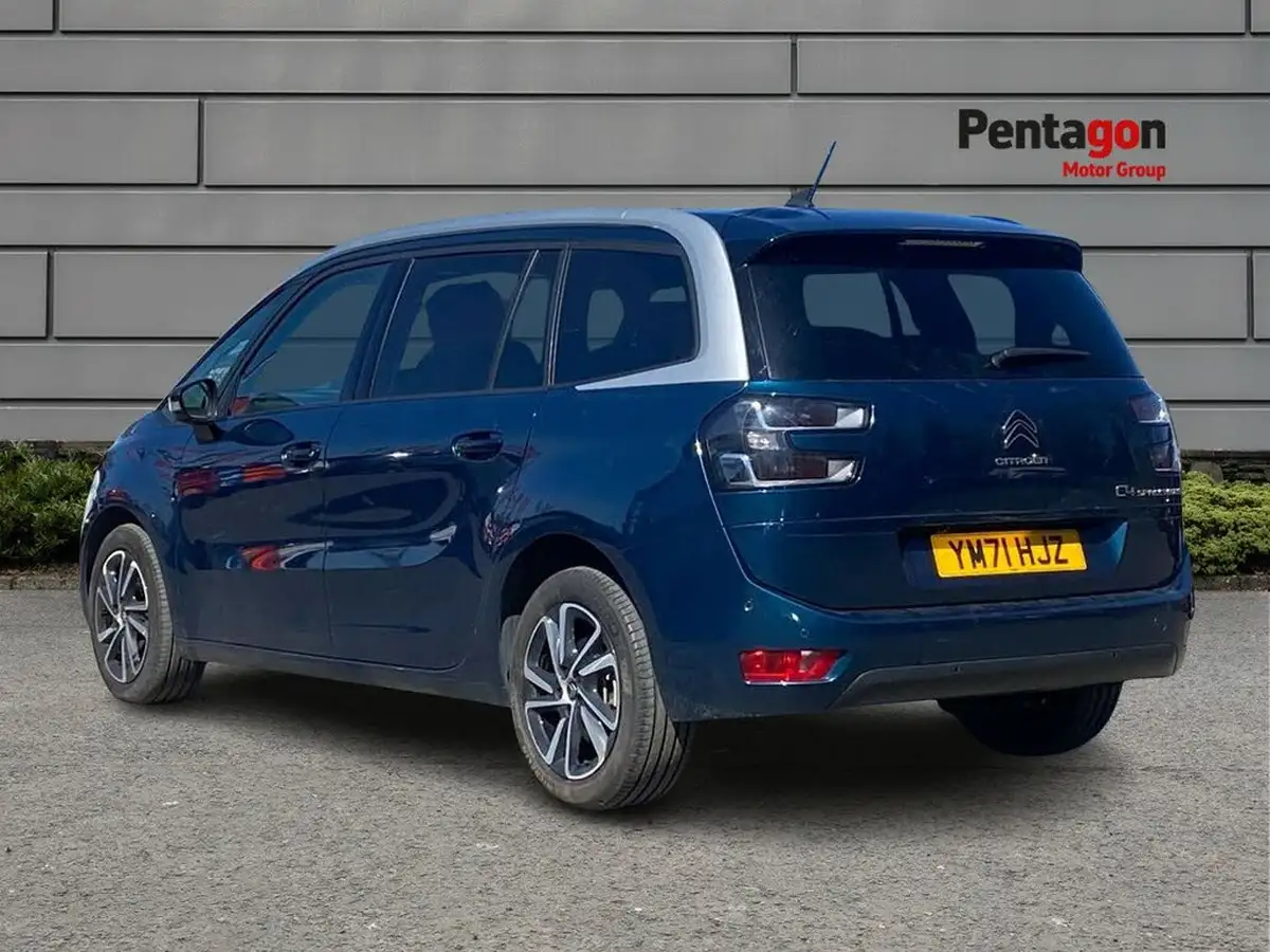 2022-citroen-grand-c4-spacetourer-15bluehdi-shine-eat8-big-1