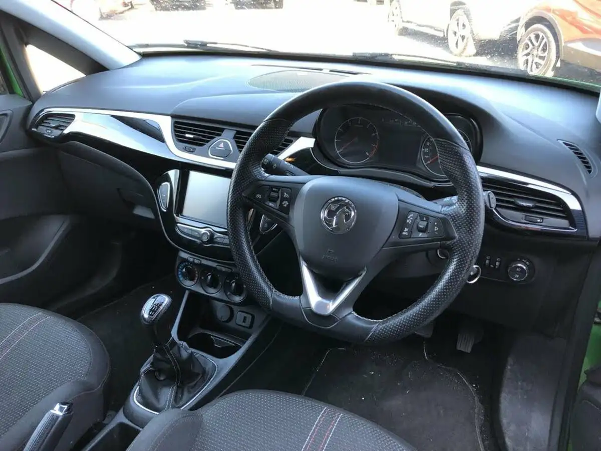 2017-vauxhall-corsa-14i-16v-turbo-limited-edition-ss-3d-big-10