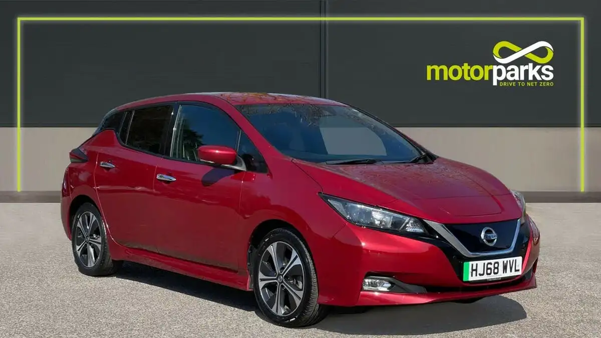 2018-nissan-leaf-e-n-connecta-big-0