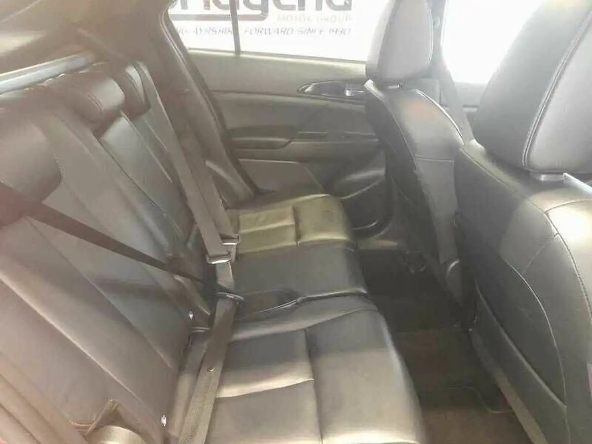 2019-mitsubishi-eclipse-cross-15-4-big-11