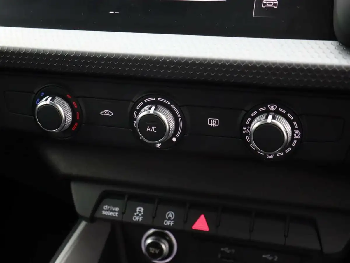 2019-audi-a1-10-30-tfsi-sport-ss-s-tronic-big-26