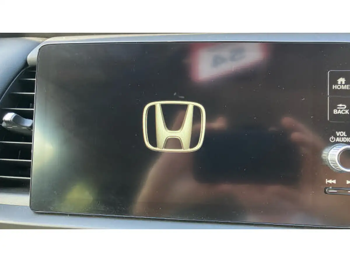 2023-honda-jazz-15-i-mmd-sr-big-30