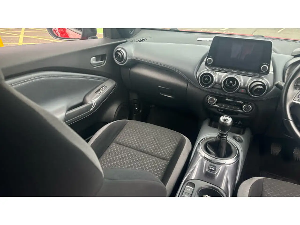 2021-nissan-juke-10-dig-t-n-connecta-big-13