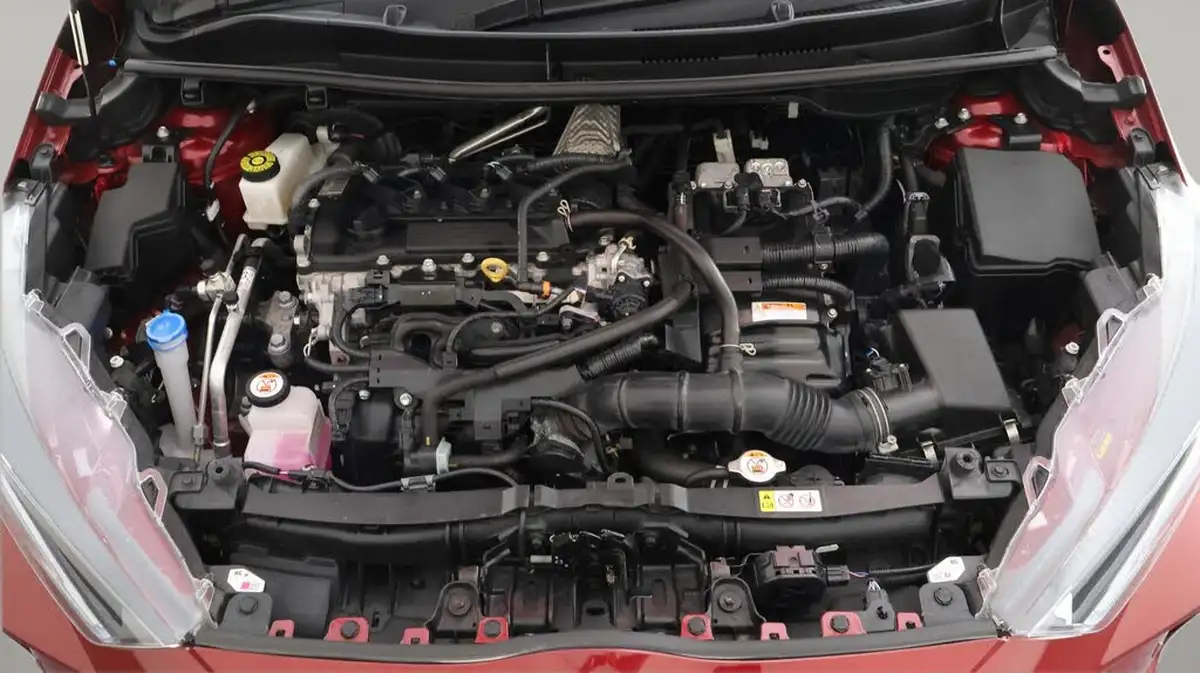 2021-toyota-yaris-15-vvt-i-excel-big-18