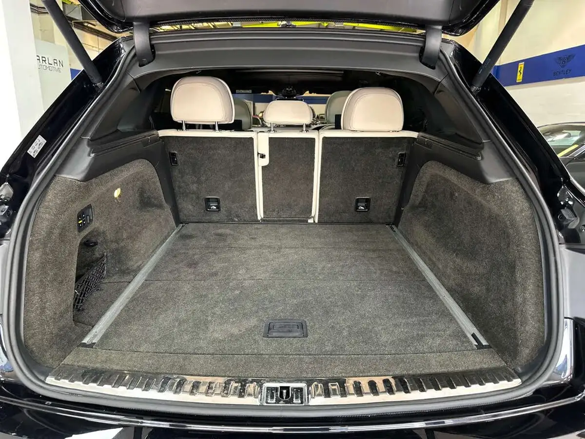 2016-bentley-bentayga-60-w12-big-79
