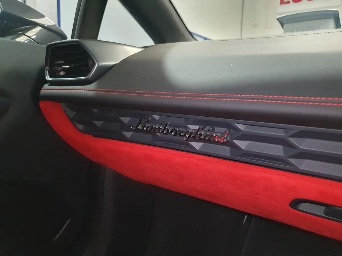 2015-lamborghini-huracan-52-lp-610-4-4wd-coupe-big-15